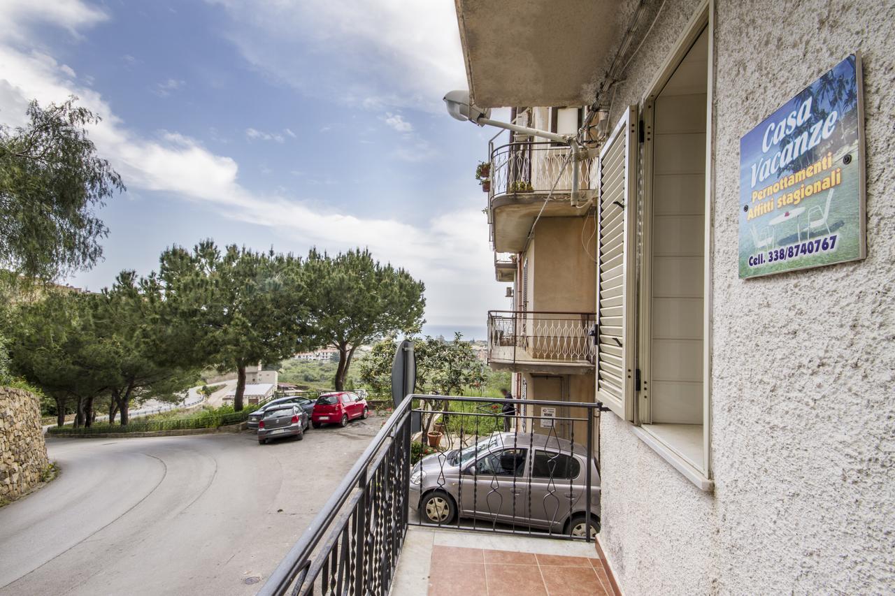 Апартаменты Casa Vacanza Paradise Vicino Cefalu Con Servizio Di Piscina A 3 Chilometri Кампофеличе-ди-Роччелла Экстерьер фото